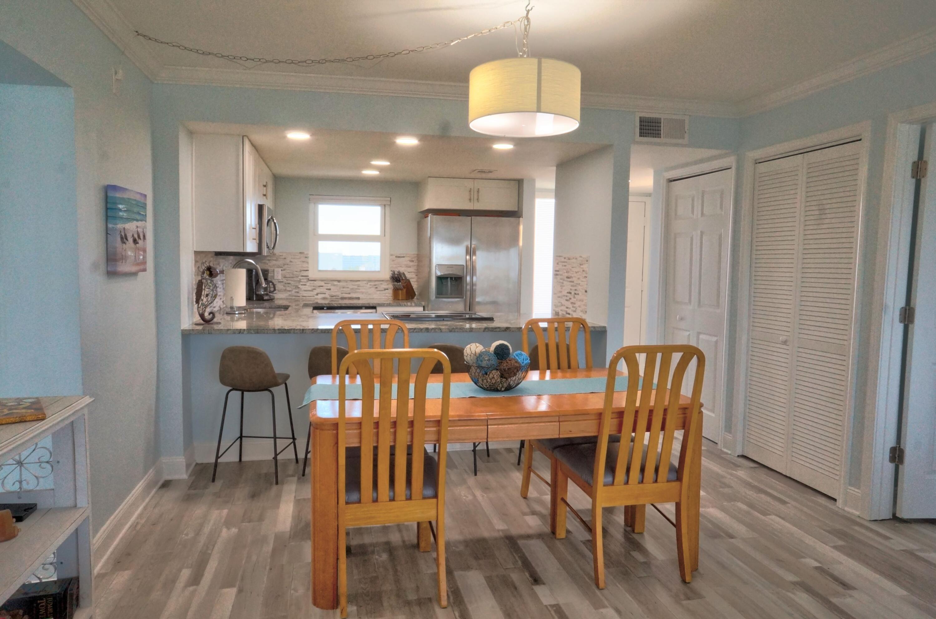 EMERALD ISLE - Residential