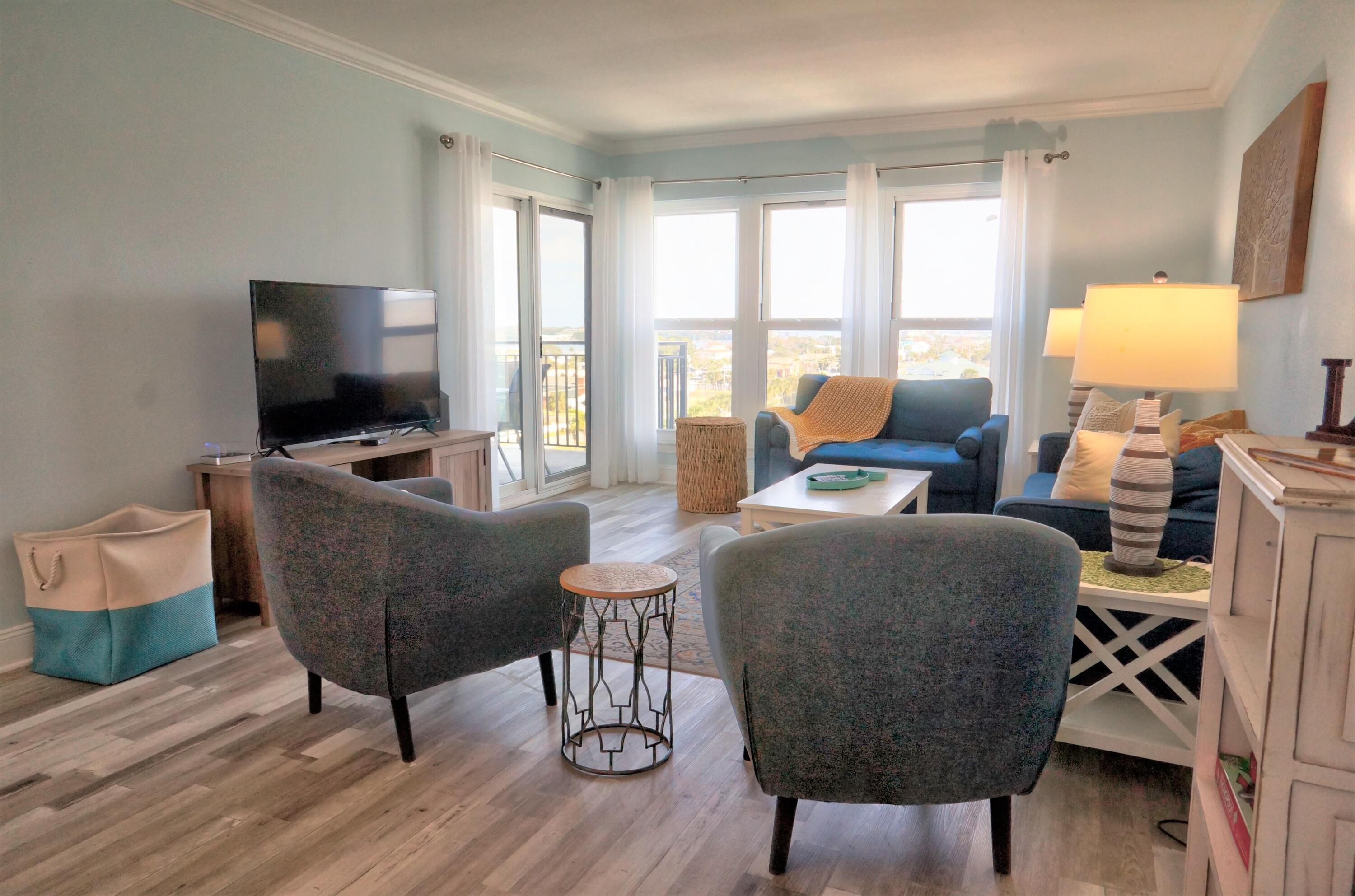 EMERALD ISLE - Residential