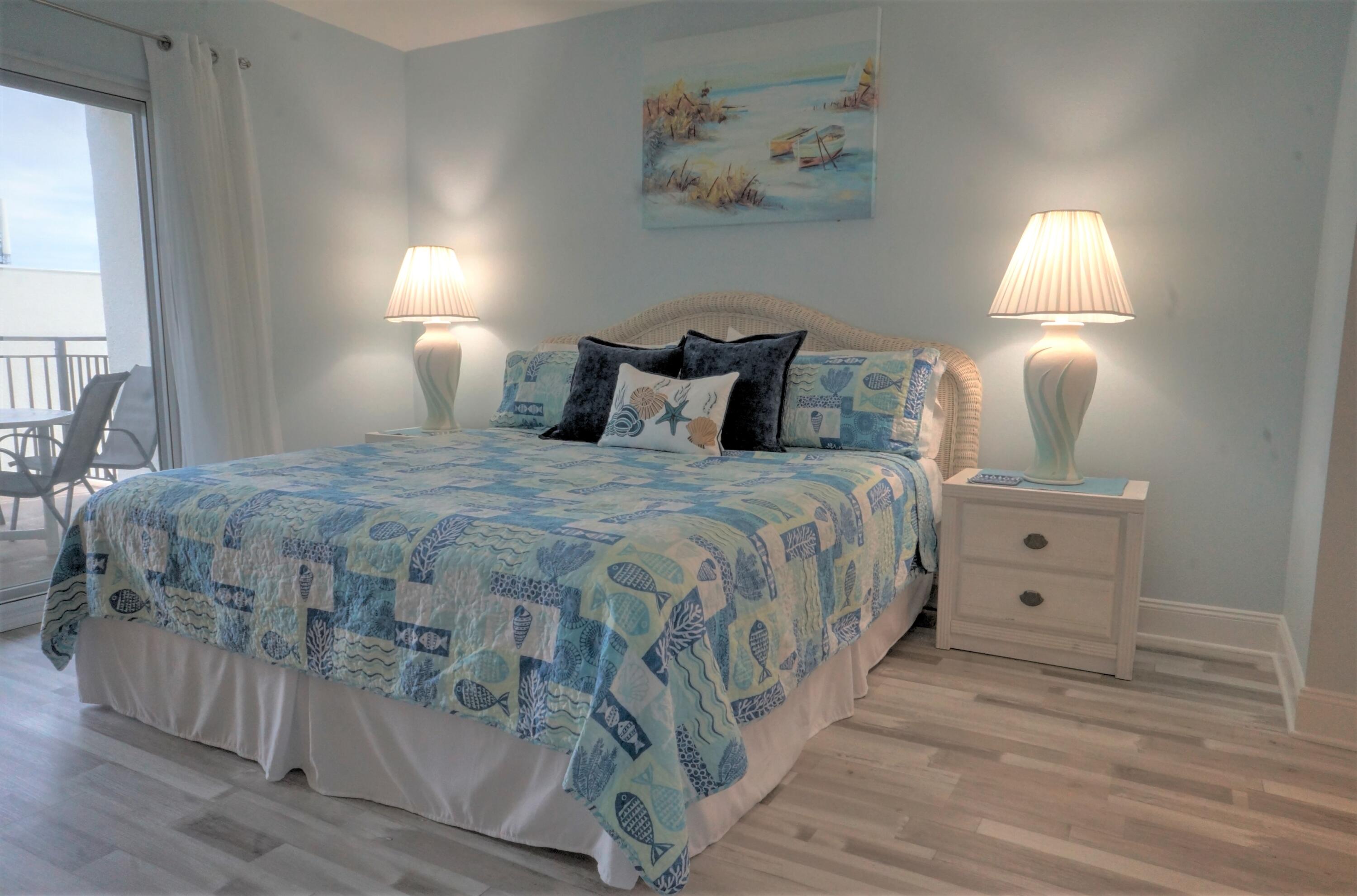 EMERALD ISLE - Residential