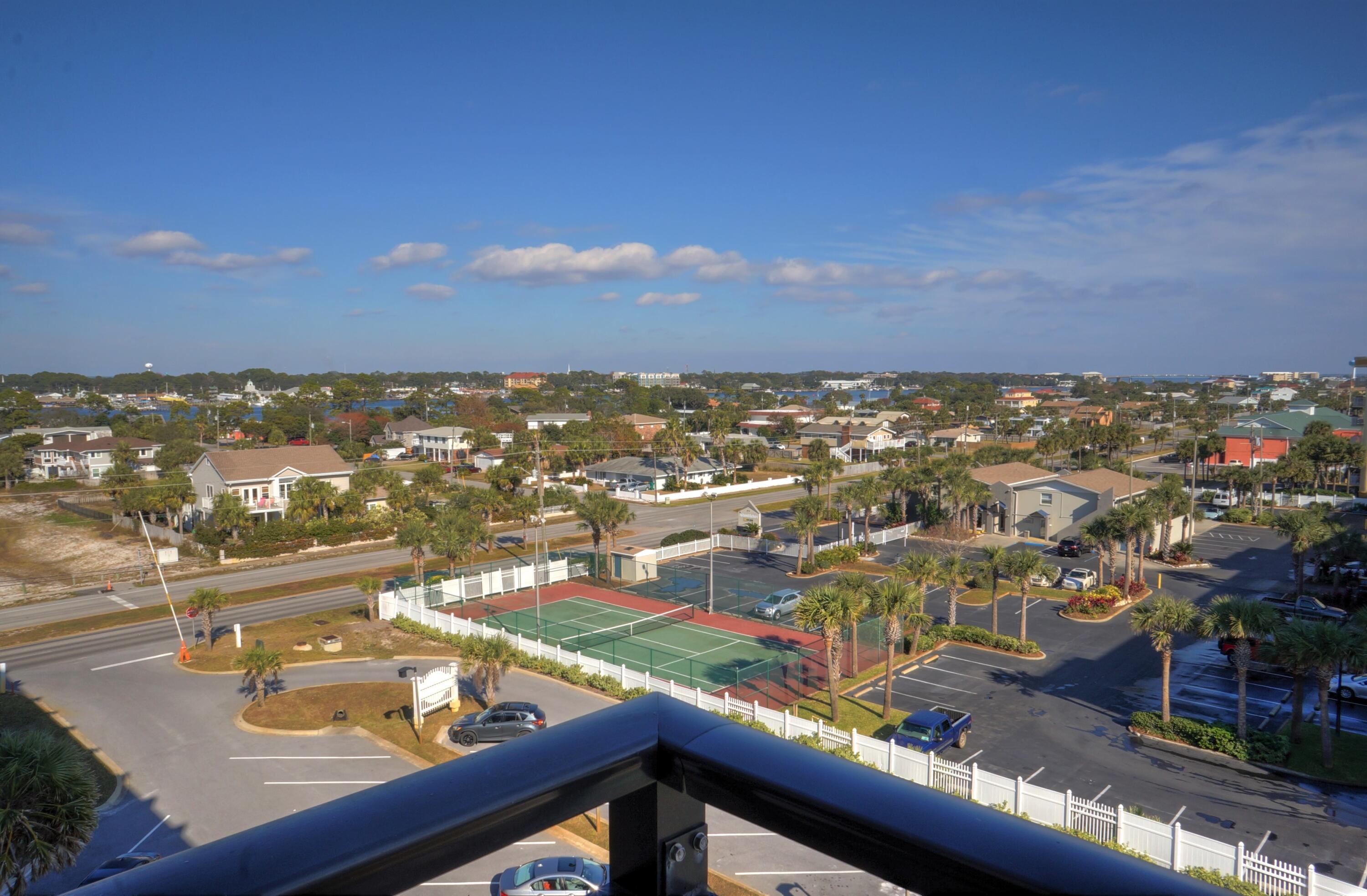 EMERALD ISLE - Residential