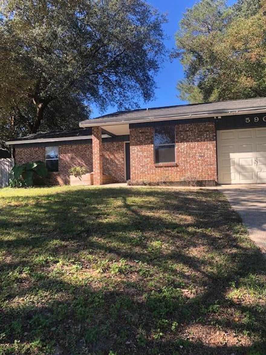 This home is just the right size and perfectly located in Niceville.  Enjoy the lack of road traffic on the quiet cul-de-sac.  You can work comfortably on your projects in a heated and cooled garage.  Roof is a 3 dimensional shingle installed in 2017.  It will not last long.  Schedule your appointment to see it soon.