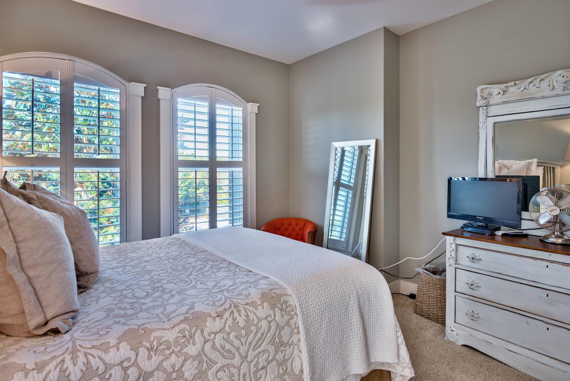 SEAVIEW VILLAS - Residential