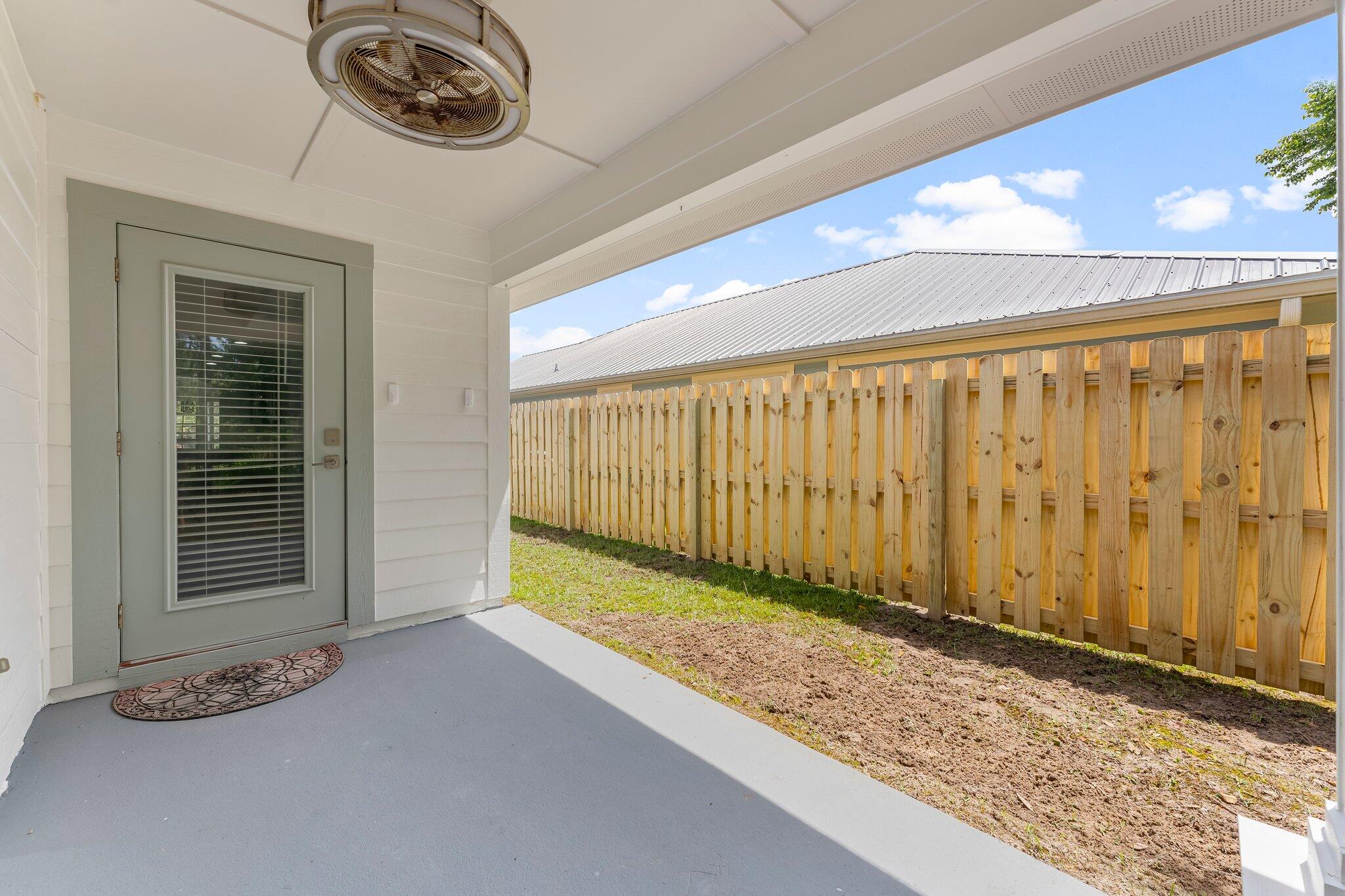 EAGLE BAY - Residential Lease