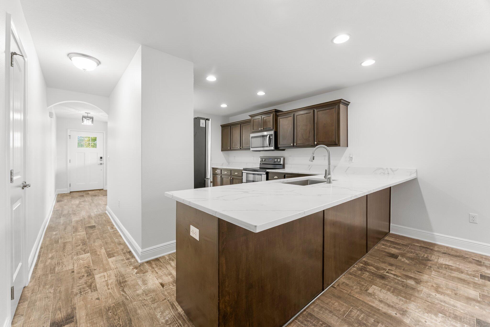 EAGLE BAY - Residential Lease