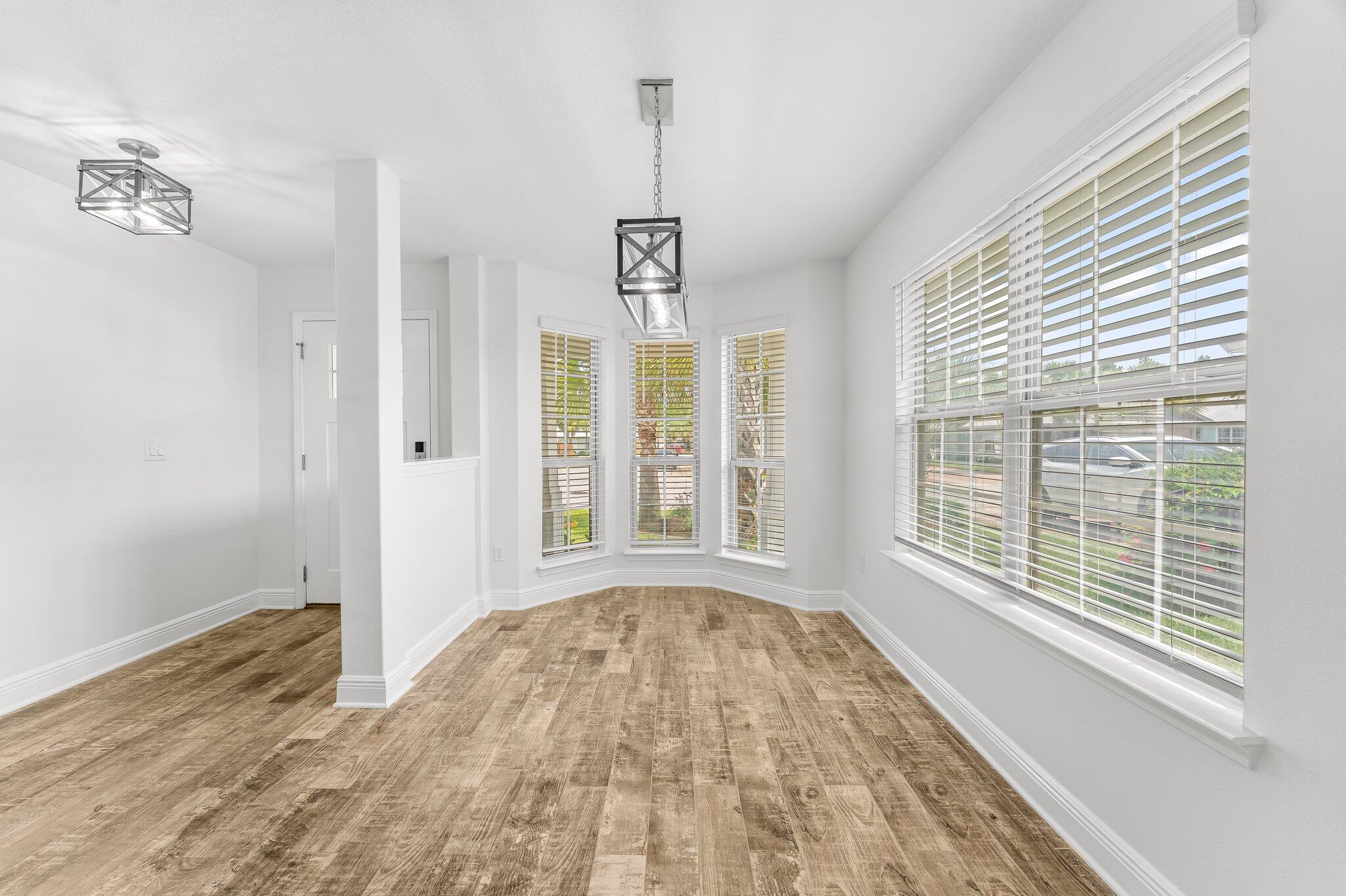 EAGLE BAY - Residential Lease