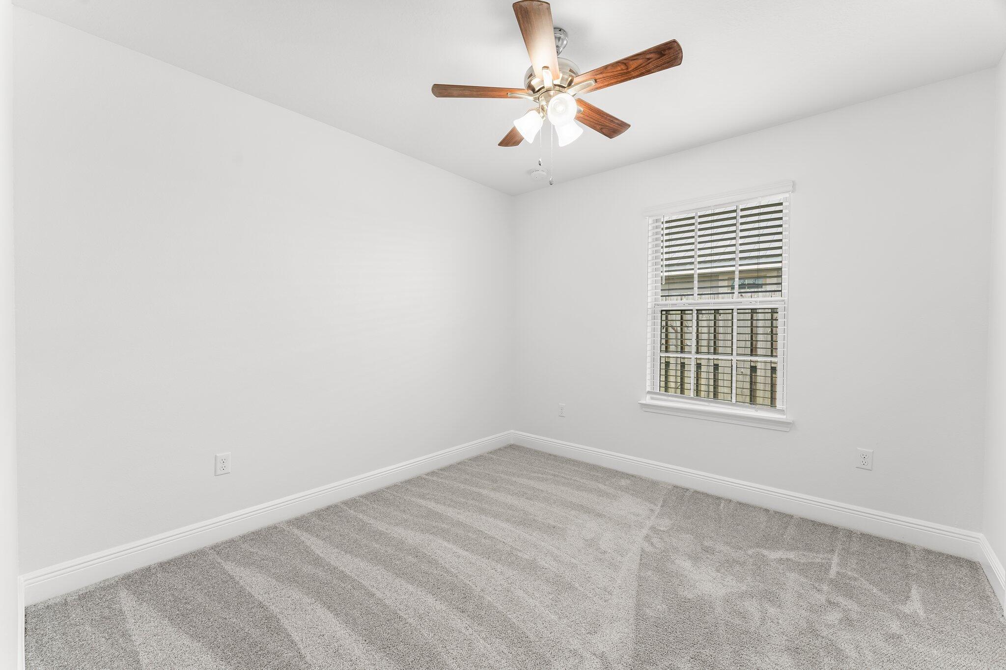 EAGLE BAY - Residential Lease