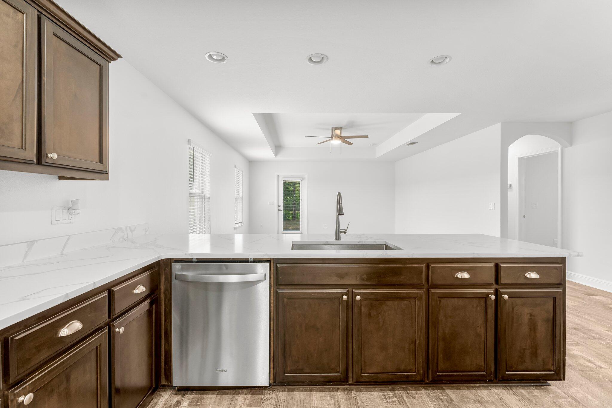 EAGLE BAY - Residential Lease