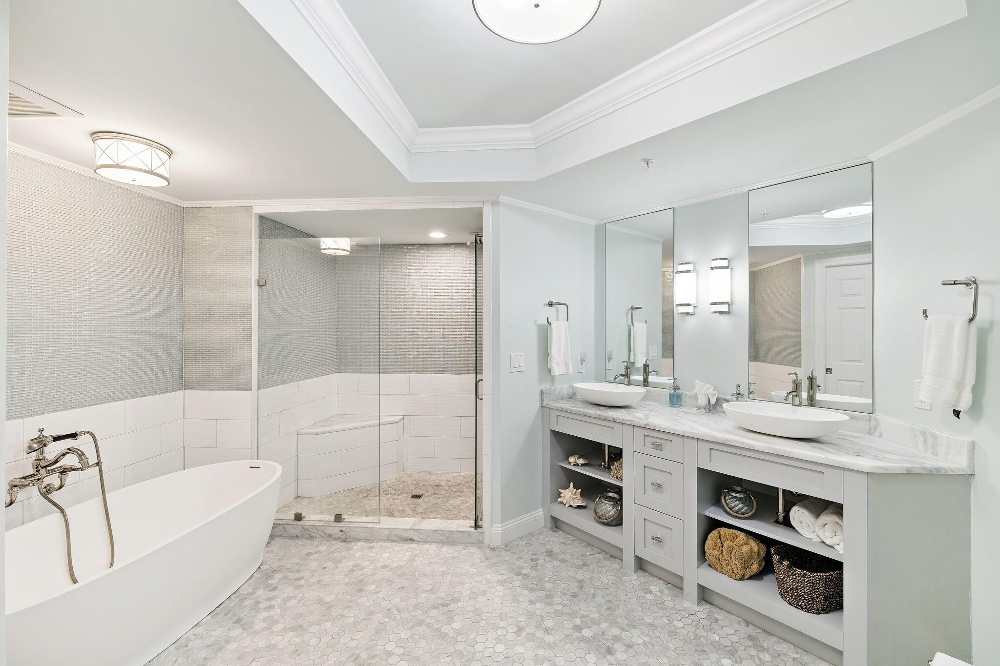 ONE BEACH CLUB DRIVE - Residential