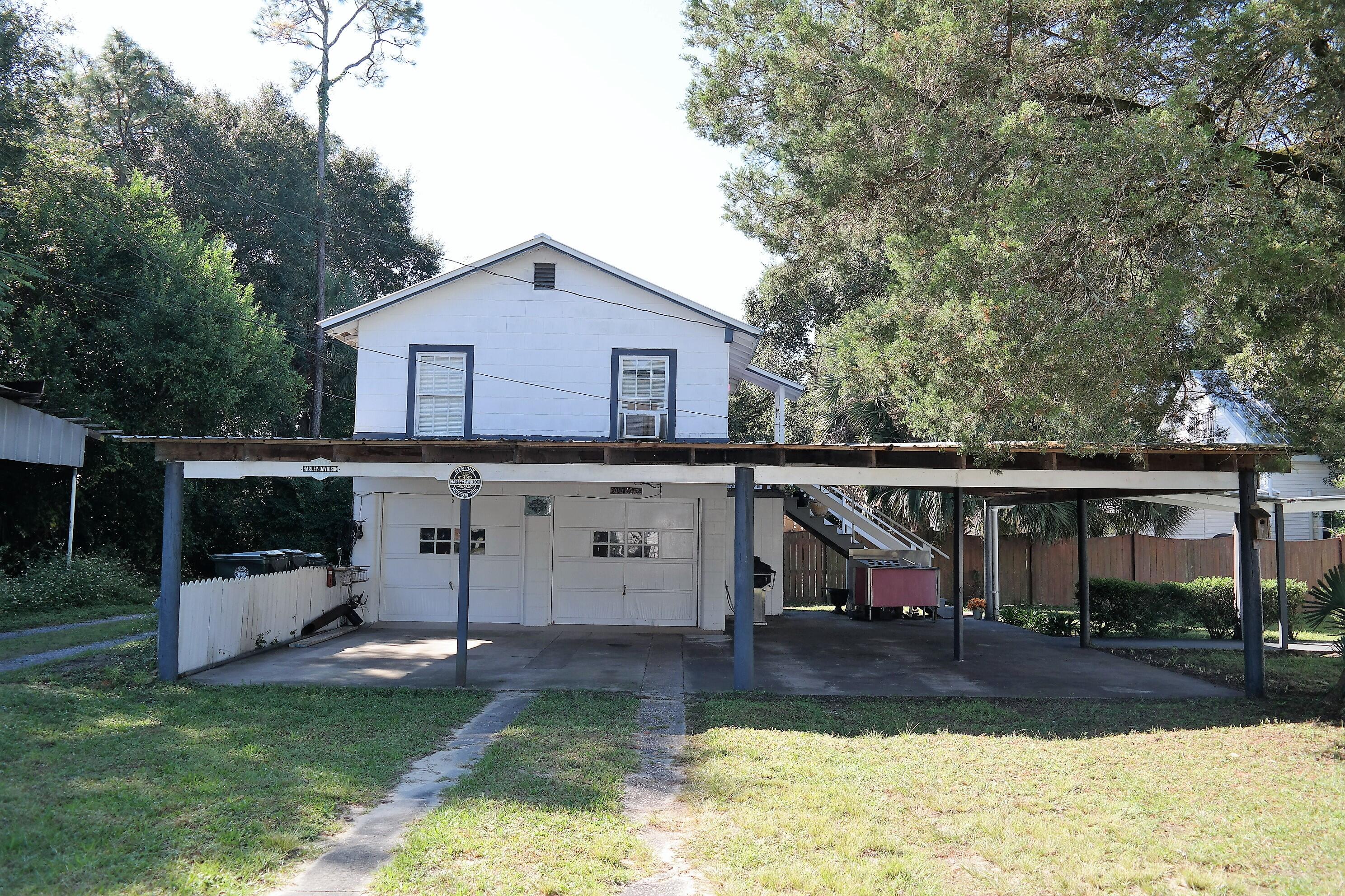 TOWN OF DEFUNIAK SPRINGS - Residential