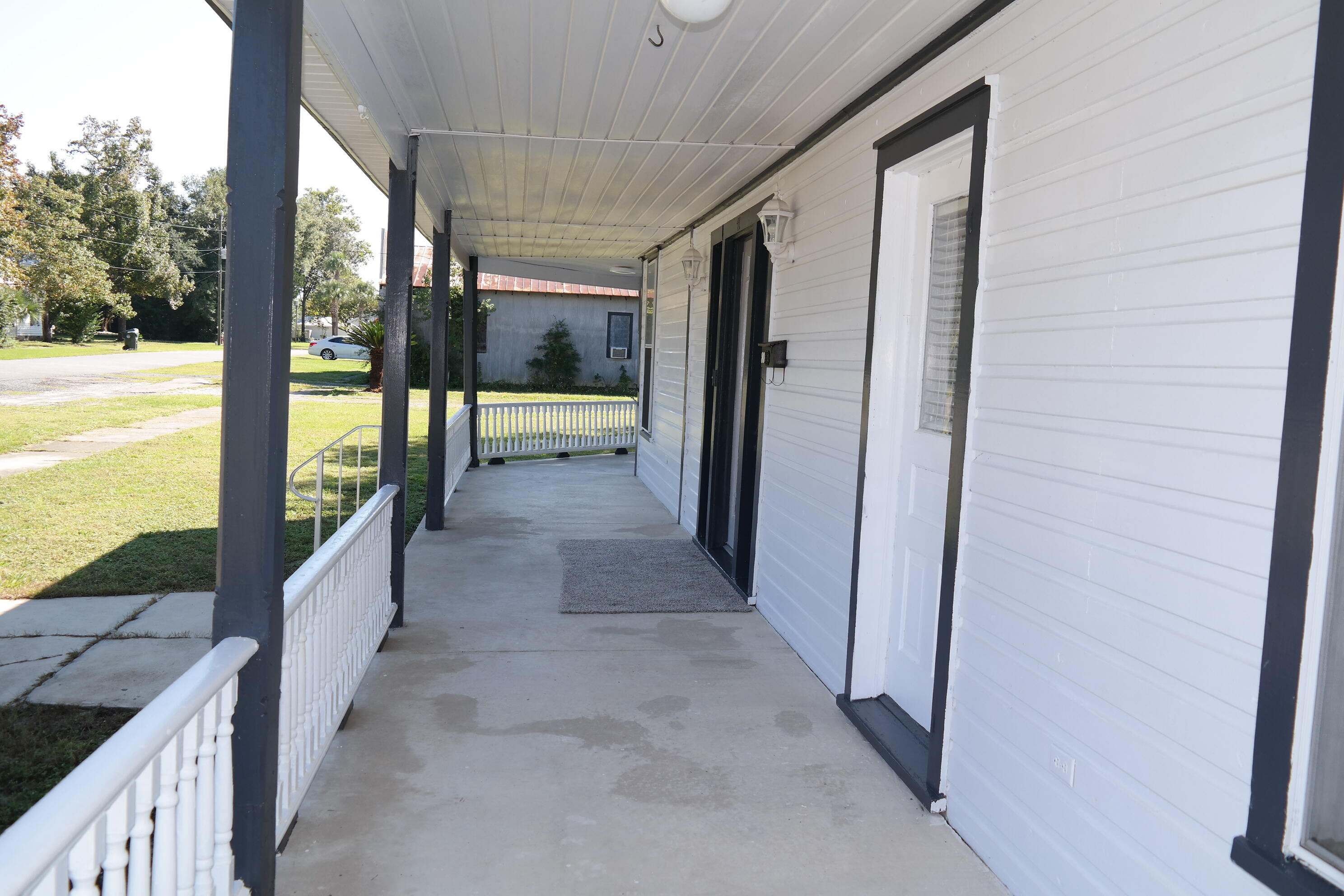 TOWN OF DEFUNIAK SPRINGS - Residential