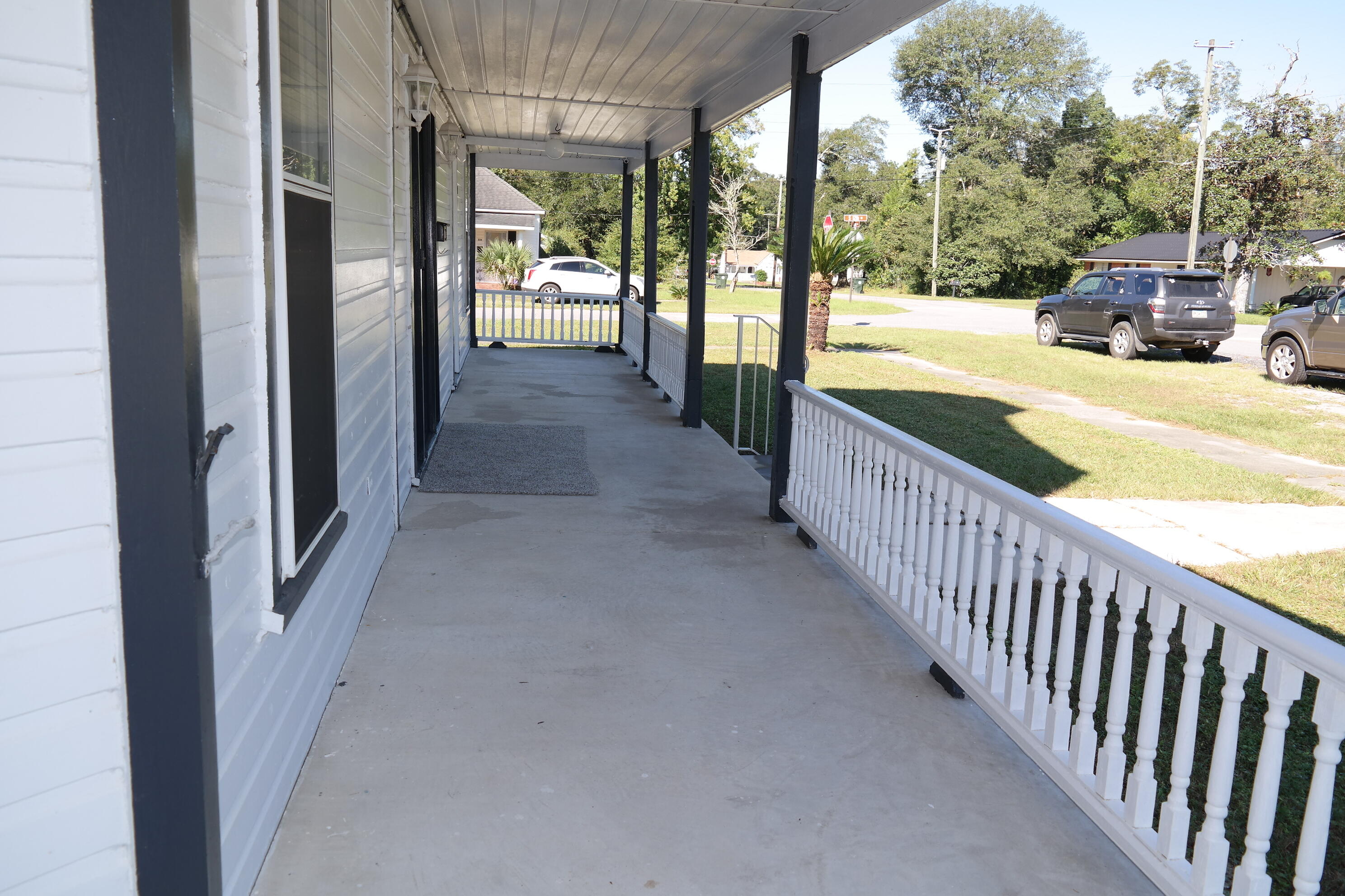 TOWN OF DEFUNIAK SPRINGS - Residential