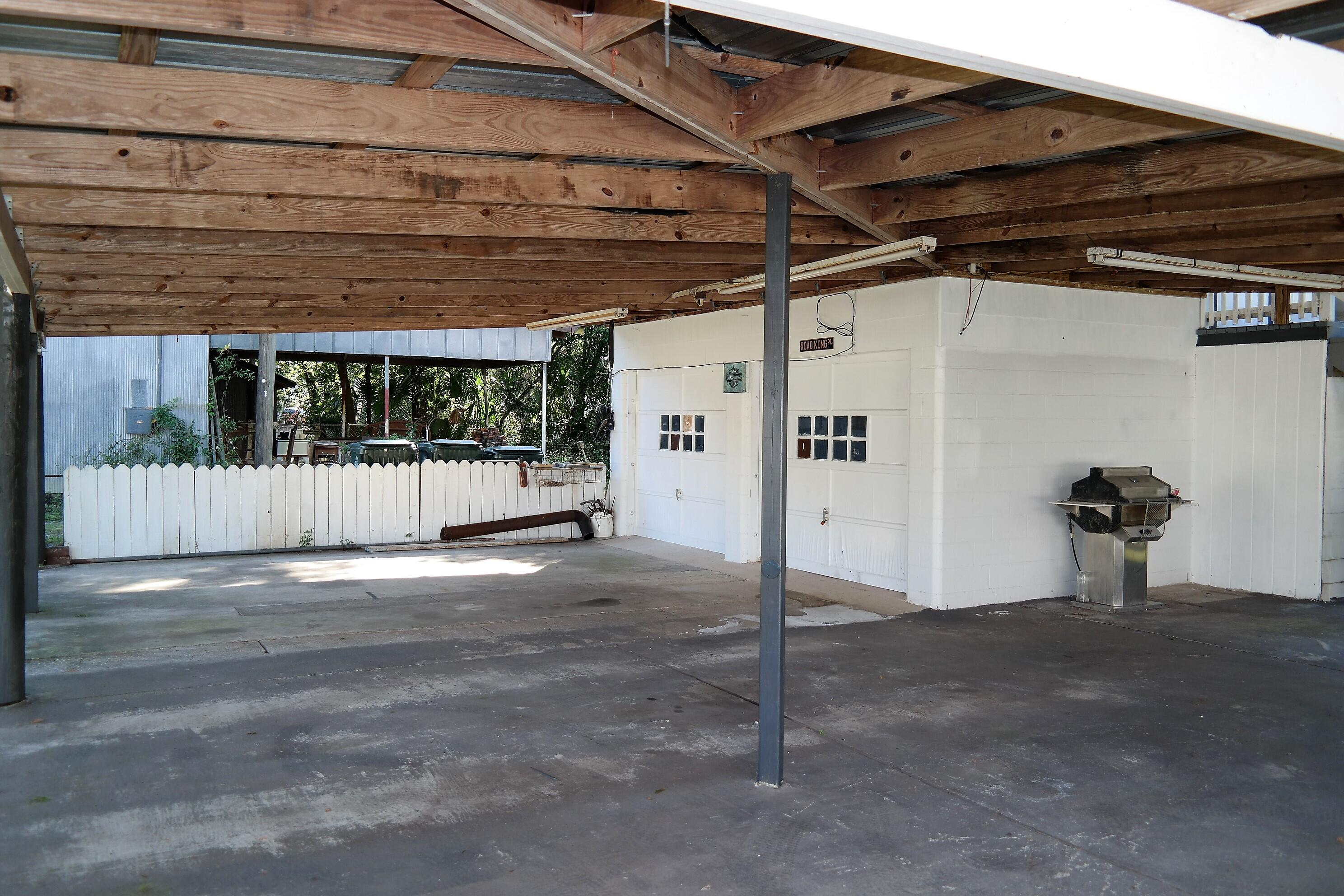 TOWN OF DEFUNIAK SPRINGS - Residential