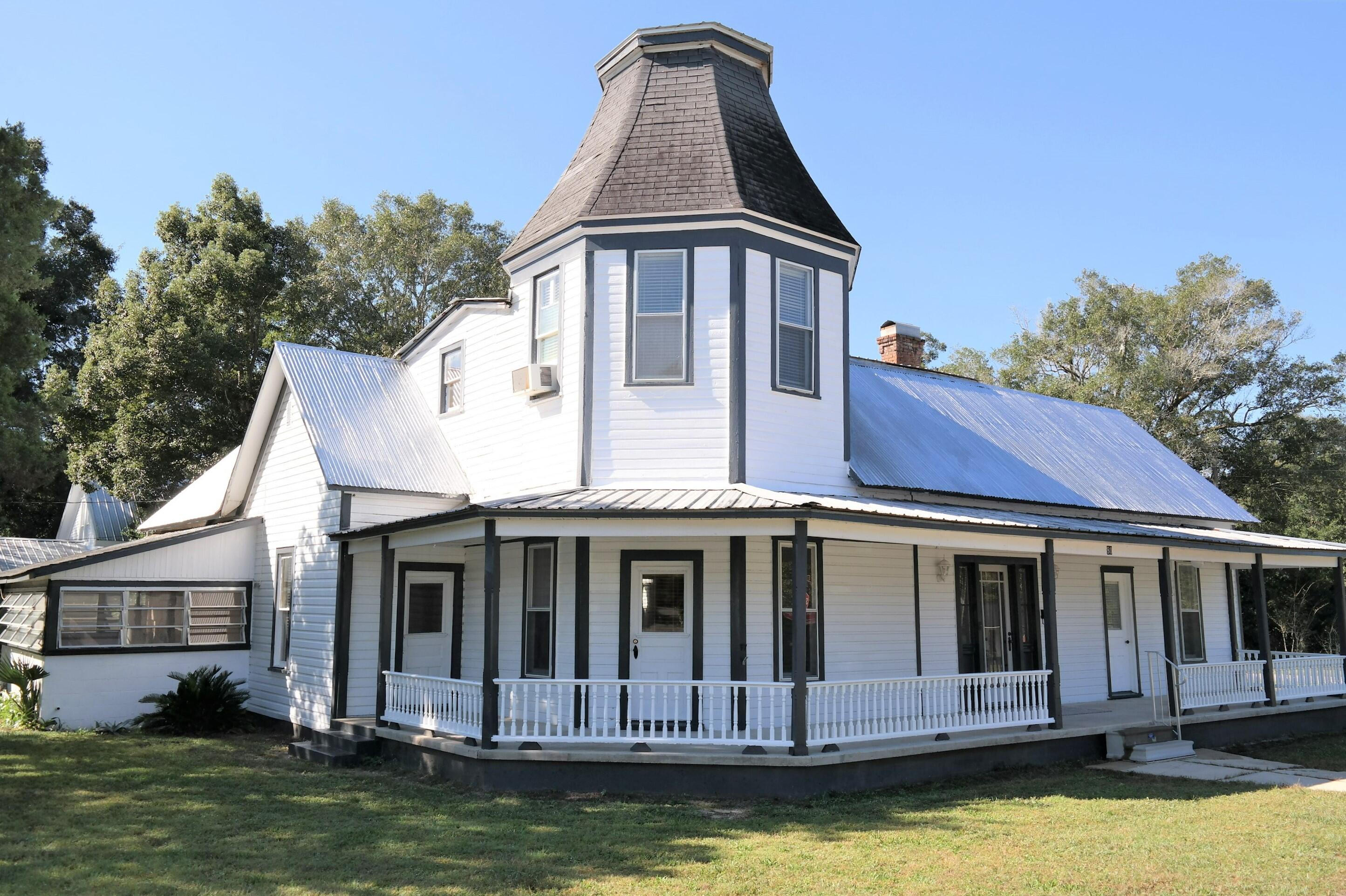 TOWN OF DEFUNIAK SPRINGS - Residential