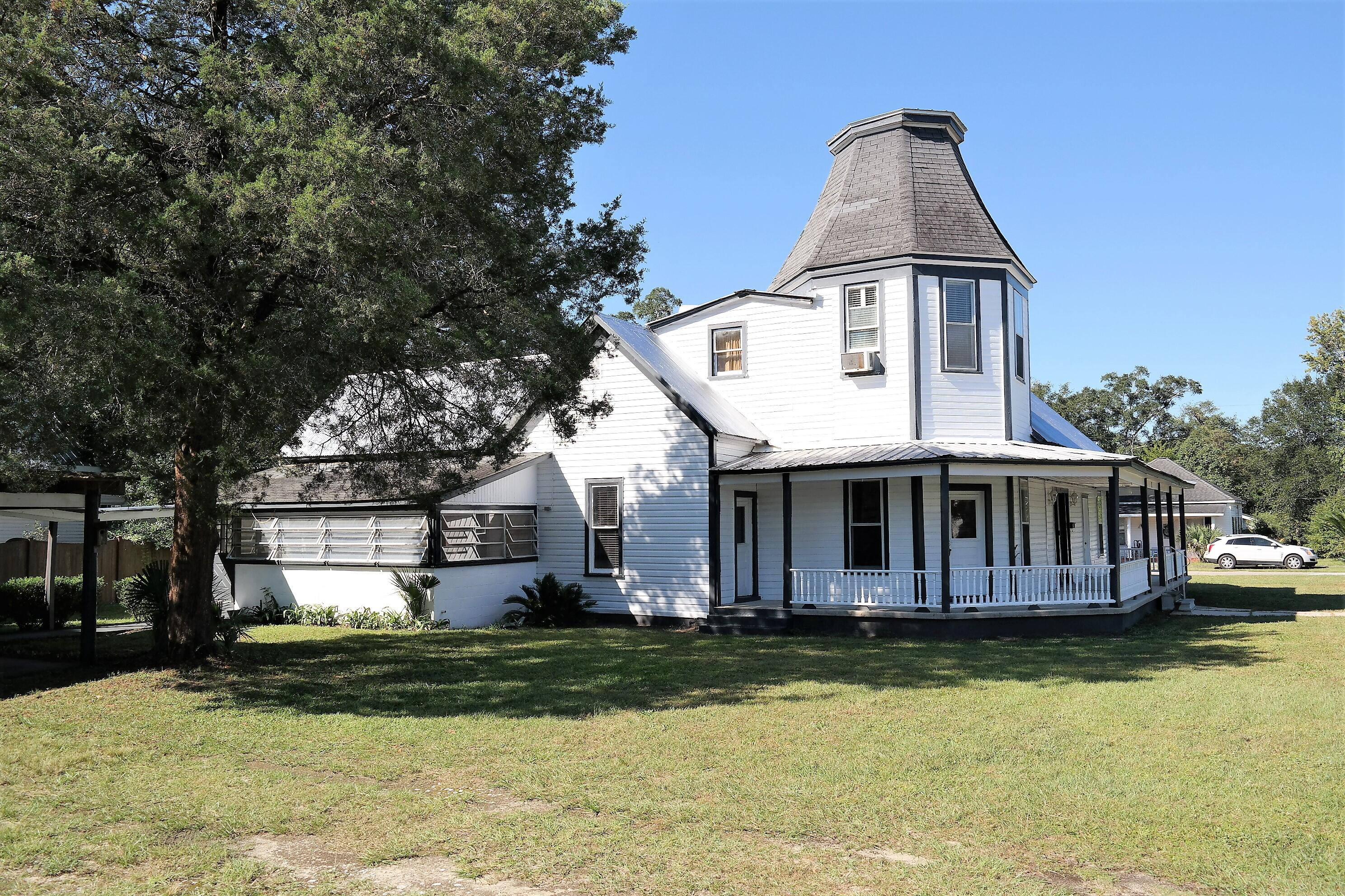 TOWN OF DEFUNIAK SPRINGS - Residential