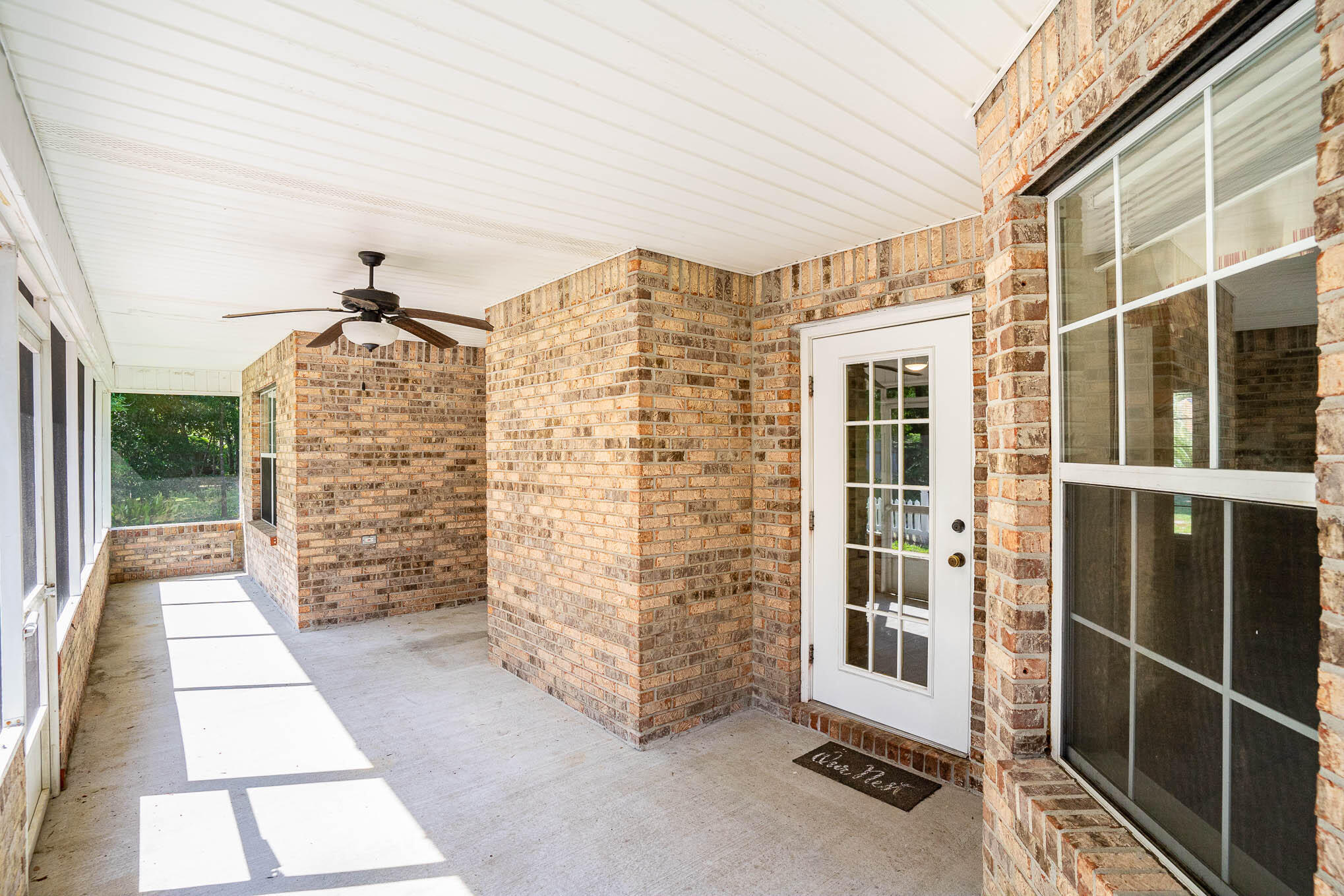 ROBLEDAL ESTATES - Residential