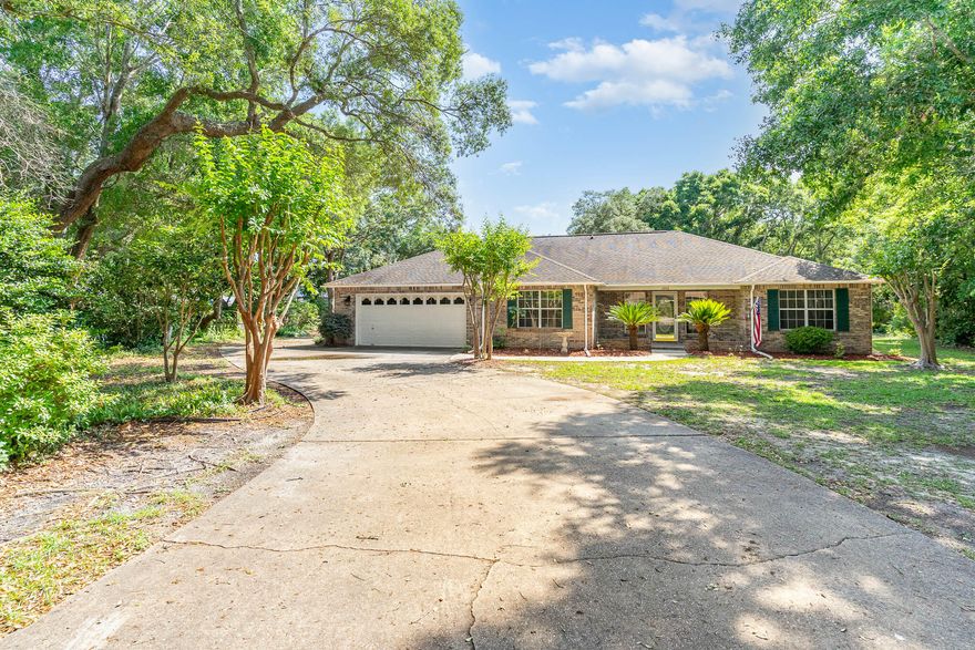 BACK ON THE MARKET! Sitting at the end of a cul-de-sac on a tree lined street in Robledal Estates is this freshly updated home. 3 bedrooms/2 bath, with a large Living Room that boasts  a floor to ceiling brick fireplace, vaulted ceiling with upgraded fan. 2 doors flank the fireplace that leads to a large screen in porch. Formal Dining room that can be use as a flex space. Kitchen offers tile floors, island, breakfast bar, newer stainless applinaces, updated faucet,& light, with wrap around cabinets and an Eat-in area. Split Floor plan with Main Bedroom in its own wing. Large laundry with tile floors, a closet, cabinets and shelves. Main Bedroom has plenty of room for your furniture and a sitting area over looking the back yard, with a door that leads to your porch. Main Bathroom has