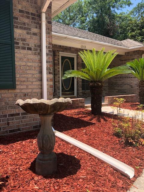 ROBLEDAL ESTATES - Residential