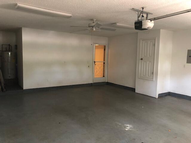 ROBLEDAL ESTATES - Residential