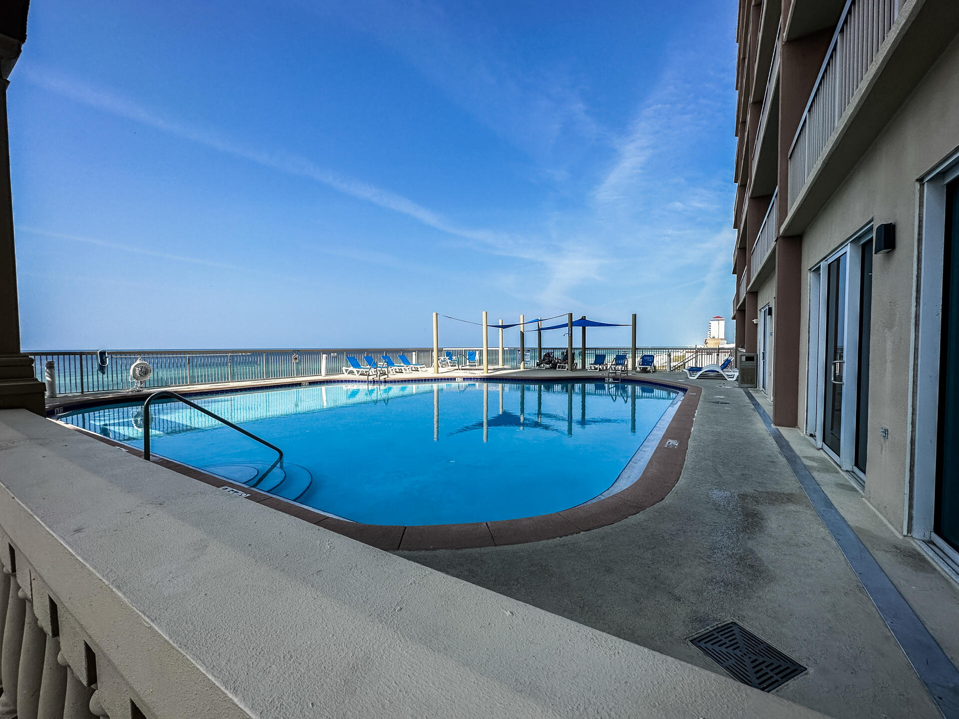 SUNRISE BEACH - Residential