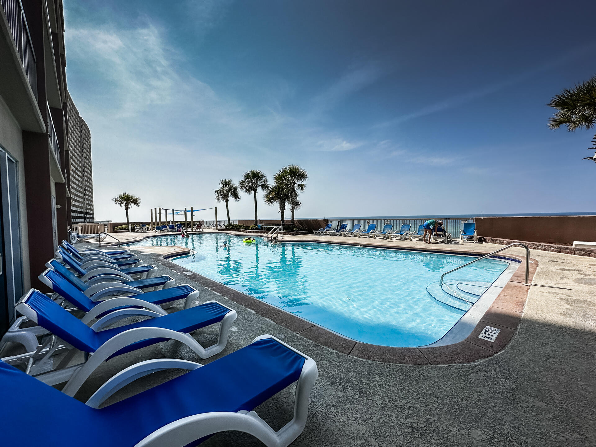 SUNRISE BEACH - Residential