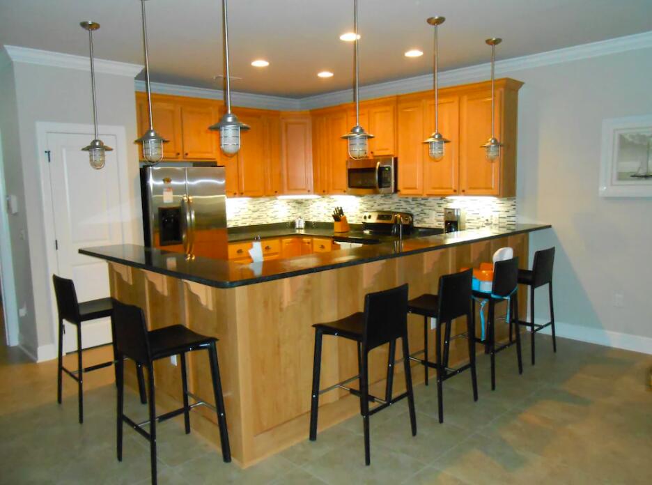 VILLAGES OF CRYSTAL BEACH - Residential