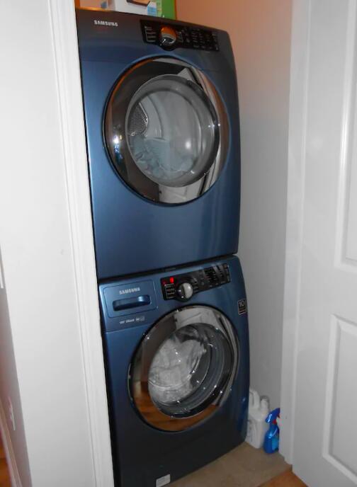 VILLAGES OF CRYSTAL BEACH - Residential