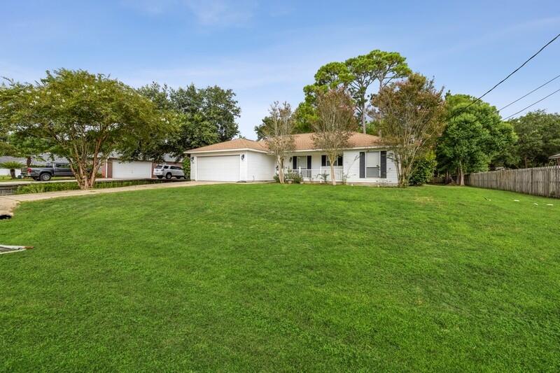 HOLLEY BY THE SEA - Residential