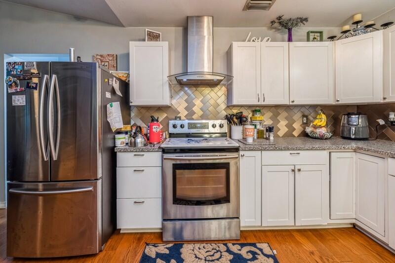 HOLLEY BY THE SEA - Residential