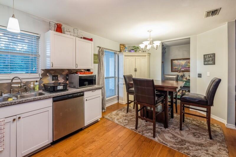 HOLLEY BY THE SEA - Residential