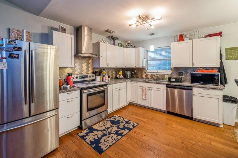 HOLLEY BY THE SEA - Residential