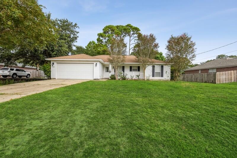 HOLLEY BY THE SEA - Residential