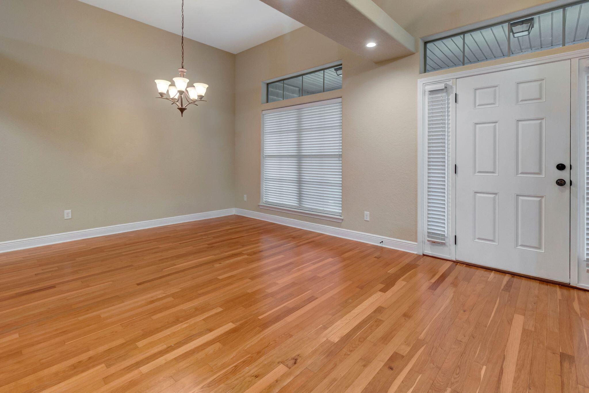 SILVERWOOD - Residential Lease