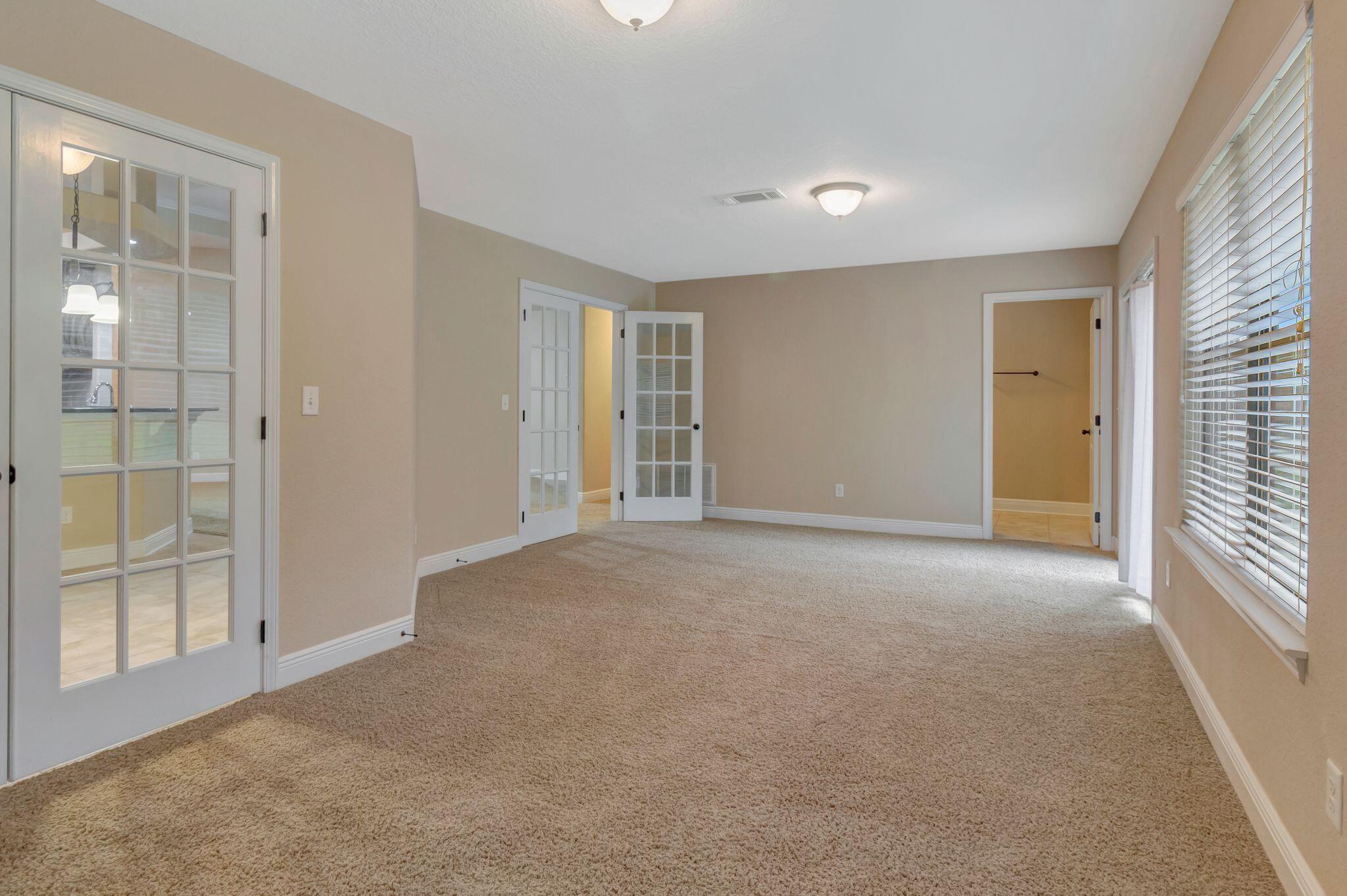 SILVERWOOD - Residential Lease