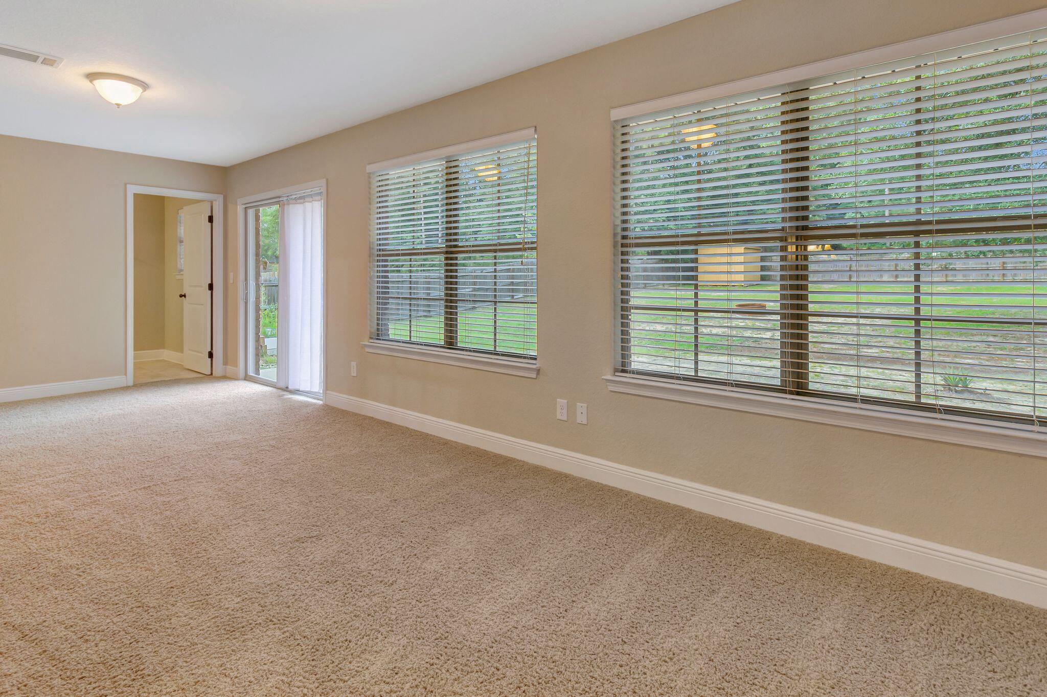 SILVERWOOD - Residential Lease