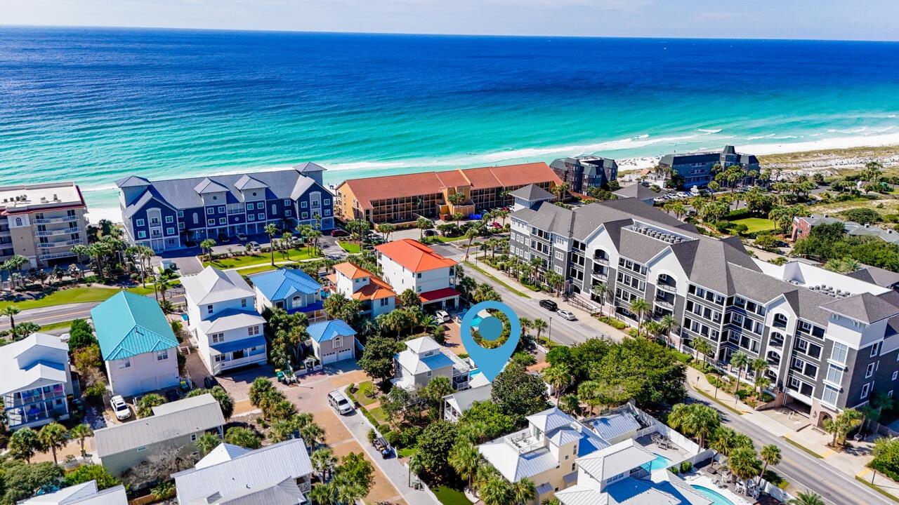 Courtyard at Crystal Beach - Residential
