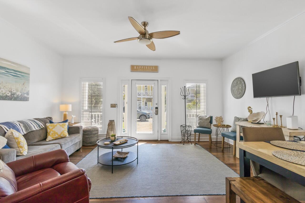 Courtyard at Crystal Beach - Residential