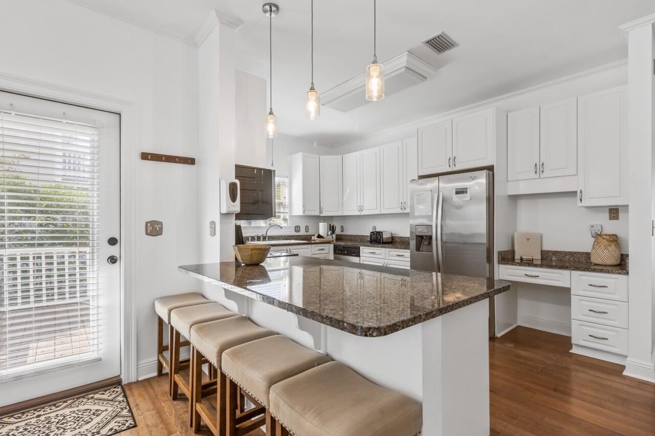 Courtyard at Crystal Beach - Residential