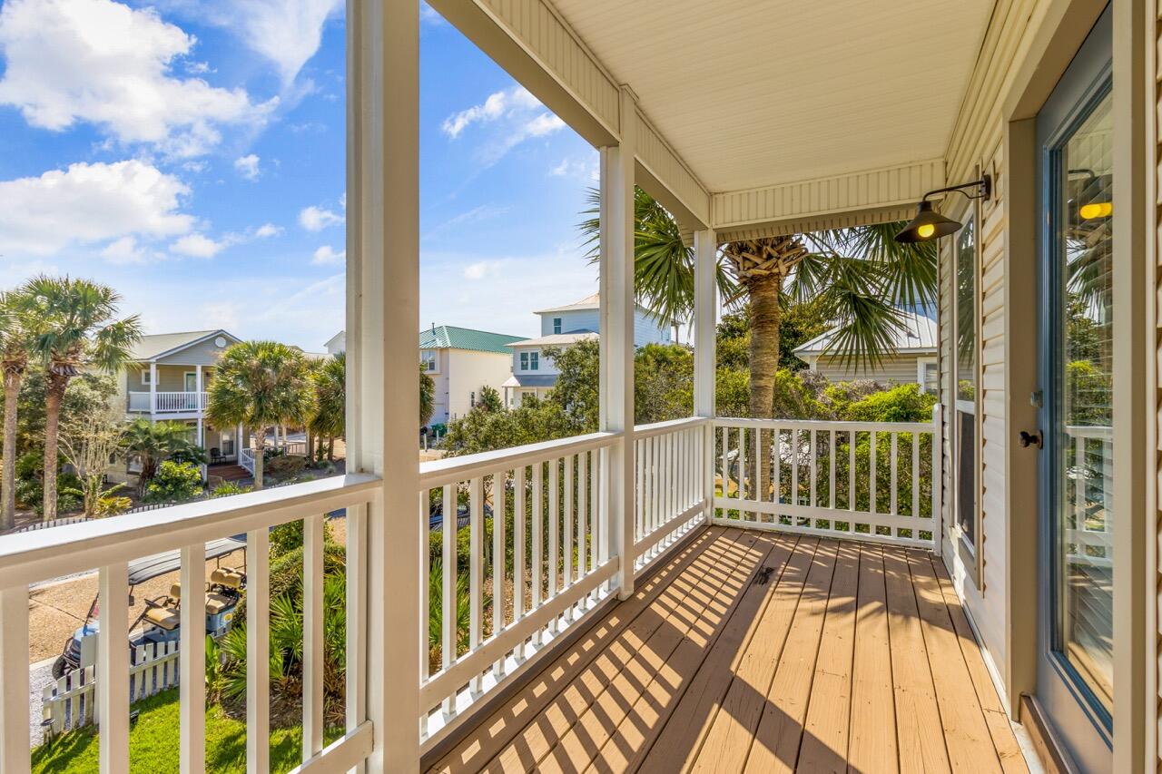 Courtyard at Crystal Beach - Residential
