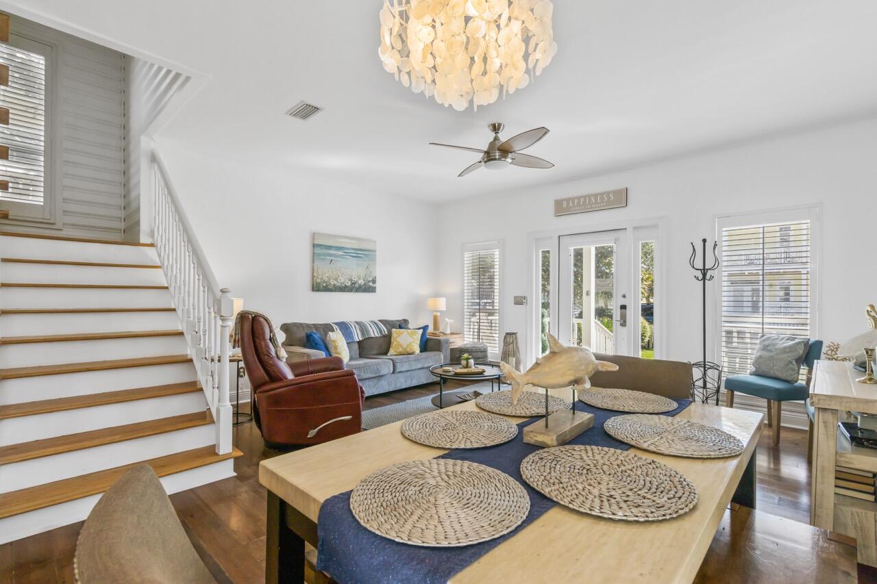 Courtyard at Crystal Beach - Residential