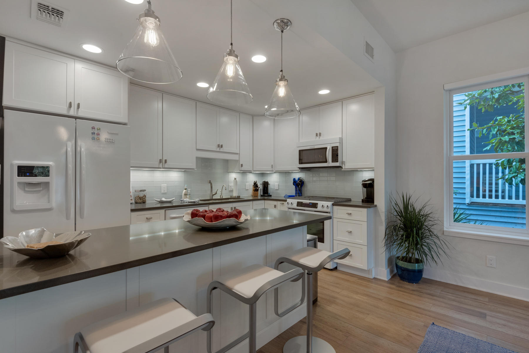 CRYSTAL BEACH - Residential