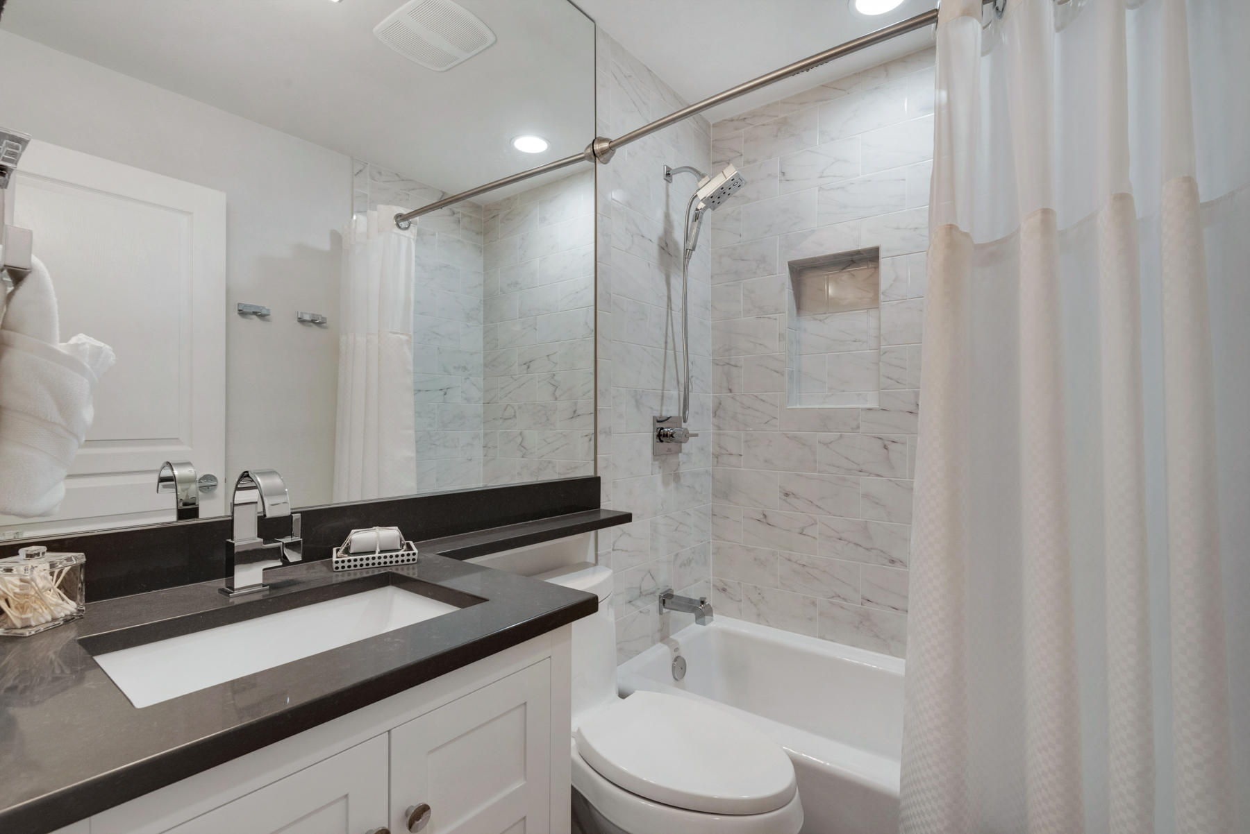 CRYSTAL BEACH - Residential