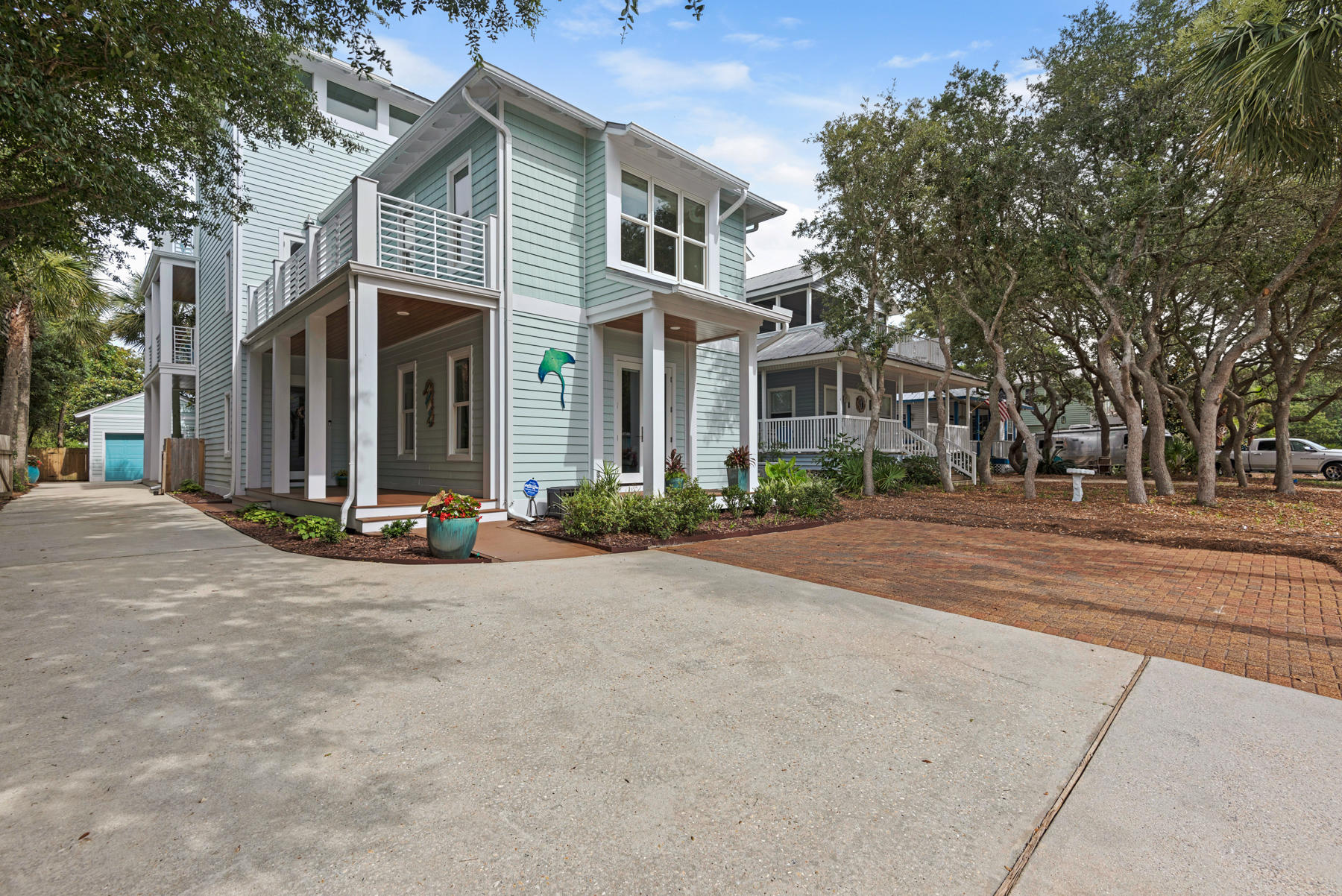 CRYSTAL BEACH - Residential