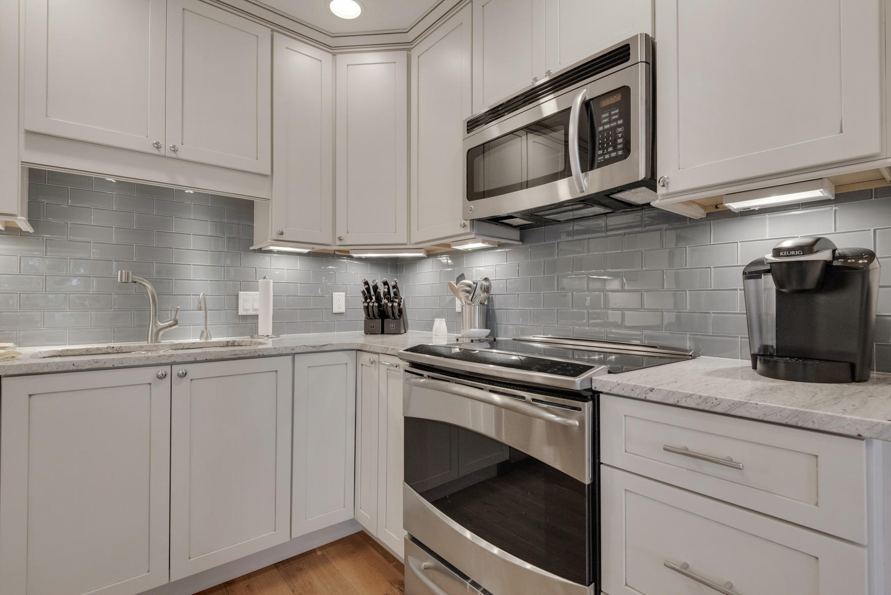 CRYSTAL BEACH - Residential