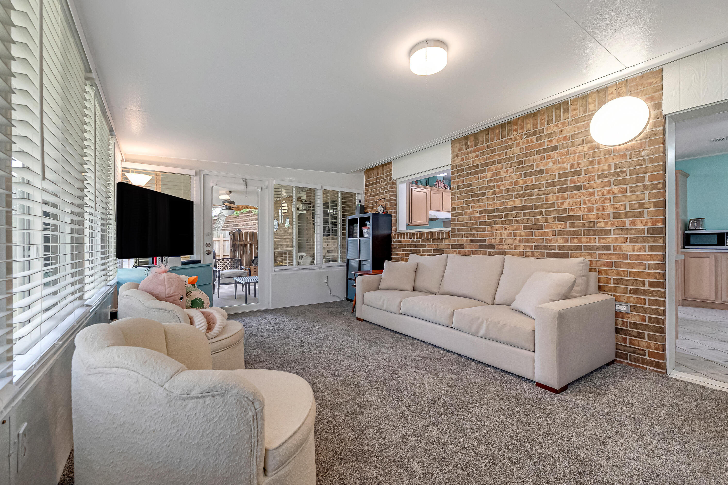PALM ESTATES UNIT 3 - Residential