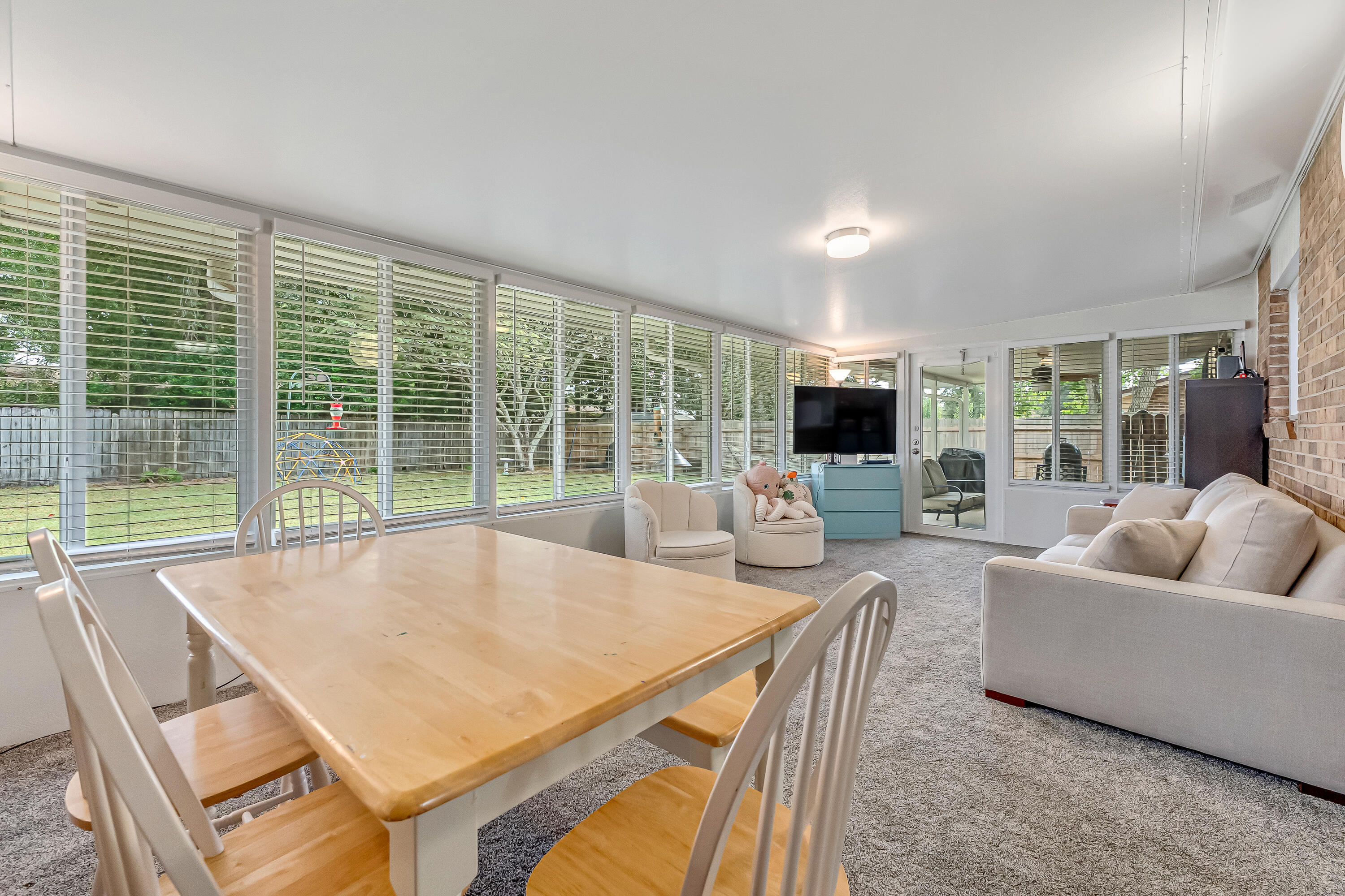 PALM ESTATES UNIT 3 - Residential