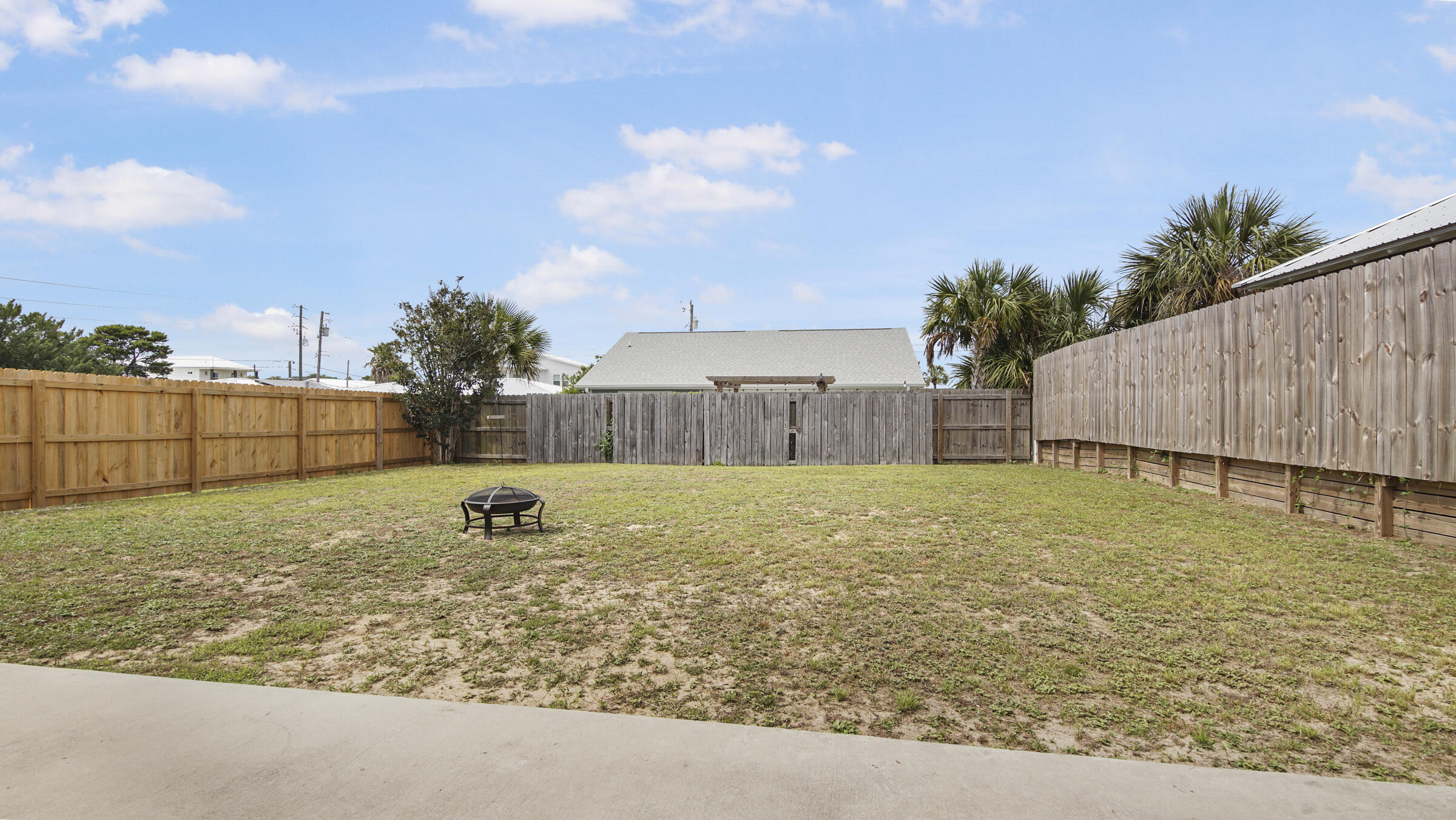 RIVIERA BEACH - Residential