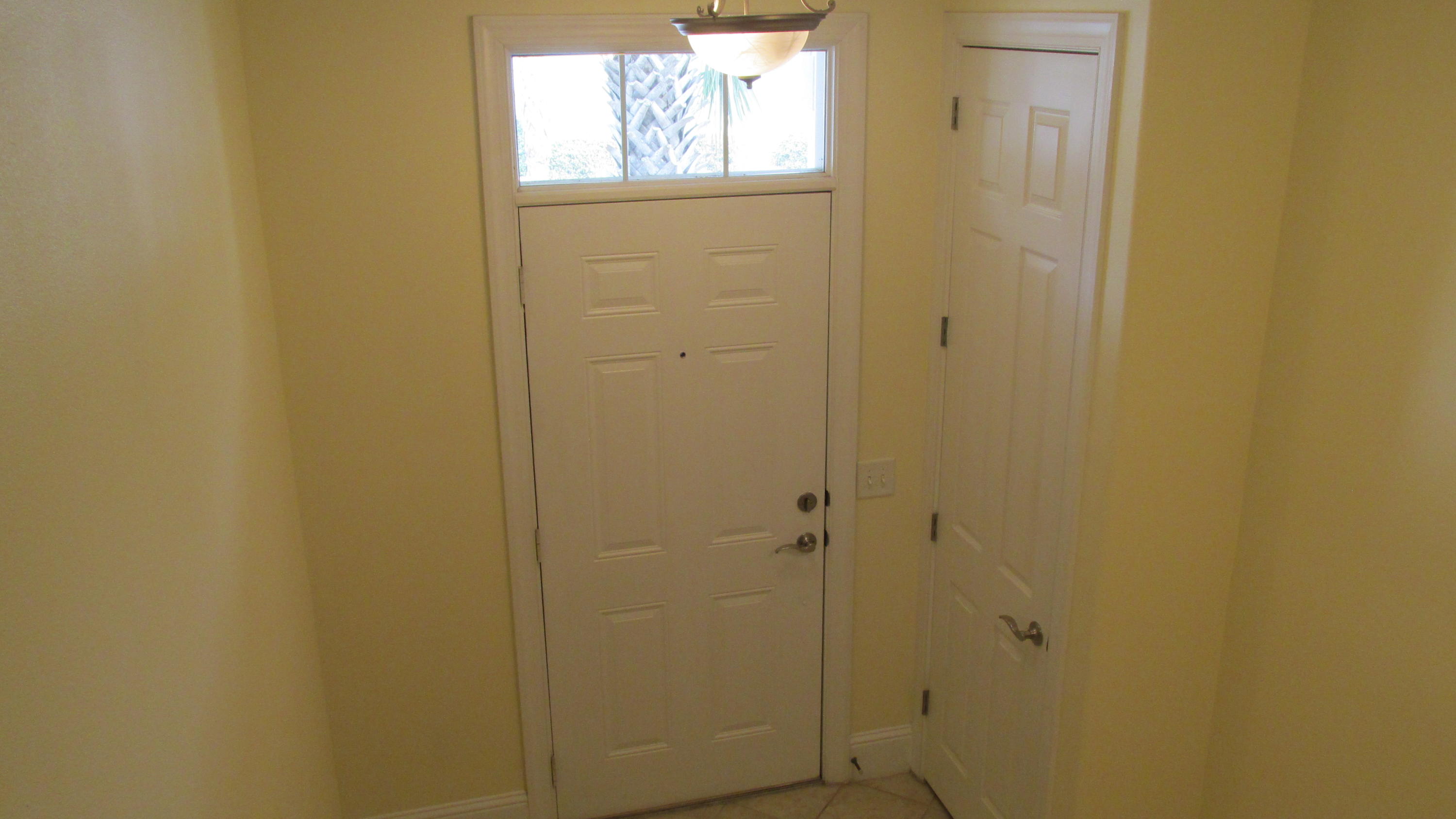 EAGLE BAY - Residential Lease