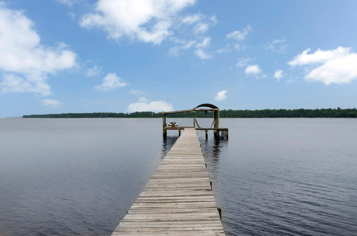 ROBLEDAL ESTATES - Residential