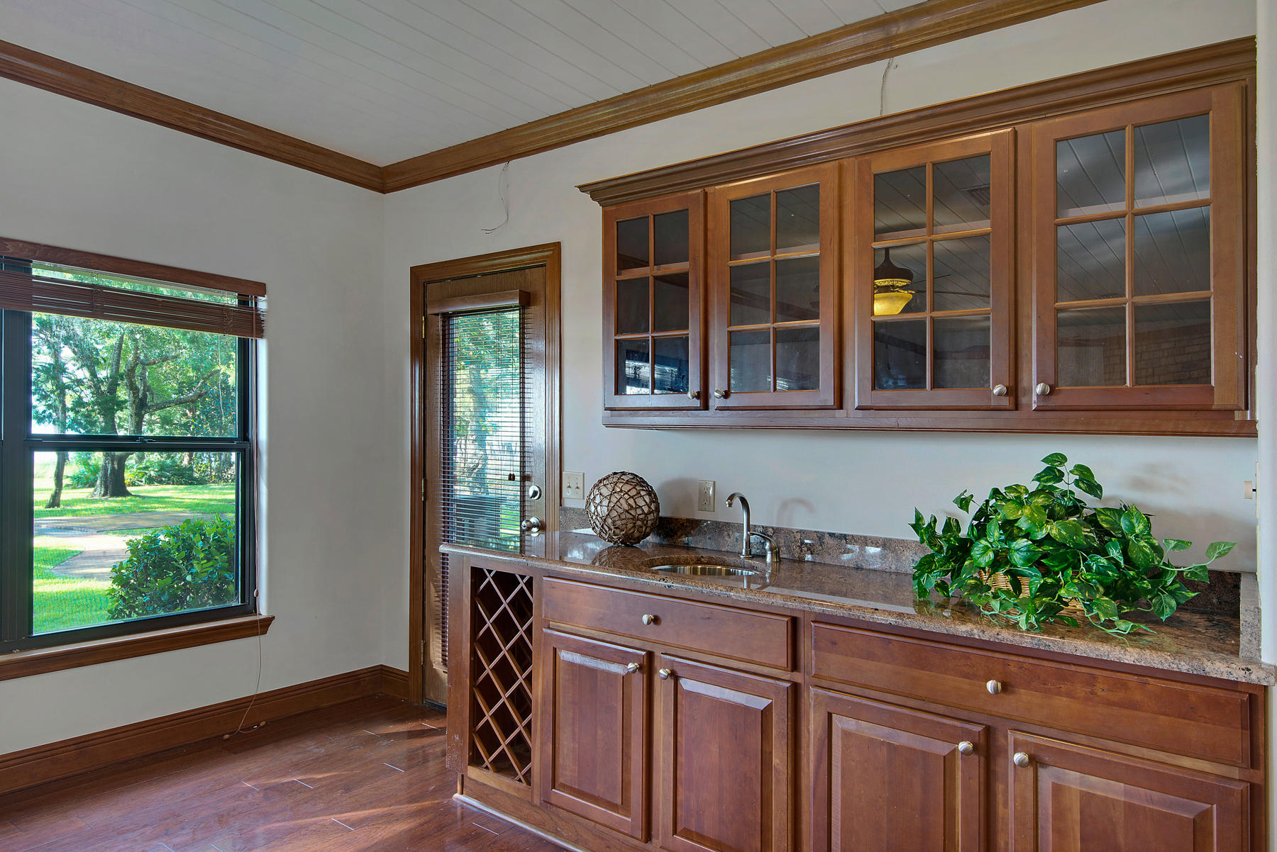 ROBLEDAL ESTATES - Residential