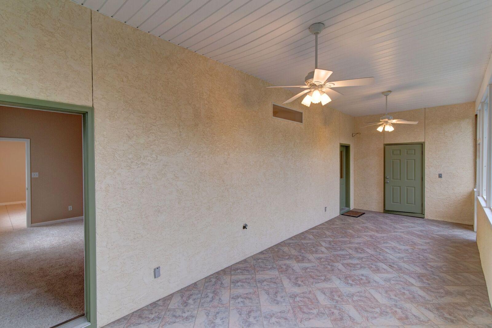 RIVIERA BEACH - Residential